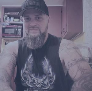 Meet your Posher, Dustin